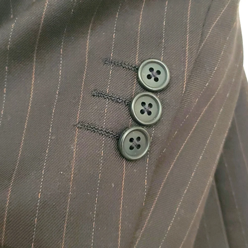 Ted Baker Black Endurance Pinstripe 3 Button Blazer Sz 44R‎